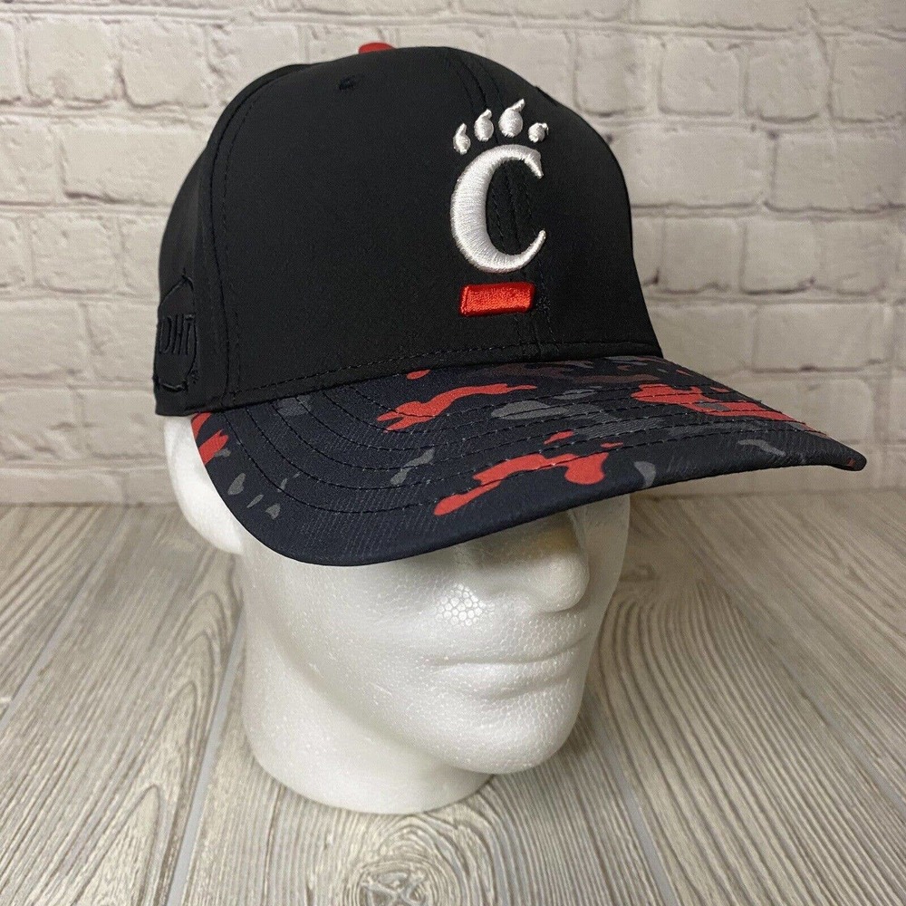 Top of the World Cincinnati Bearcats Logo Flex Hat M/L Operation Hat Trick Camo